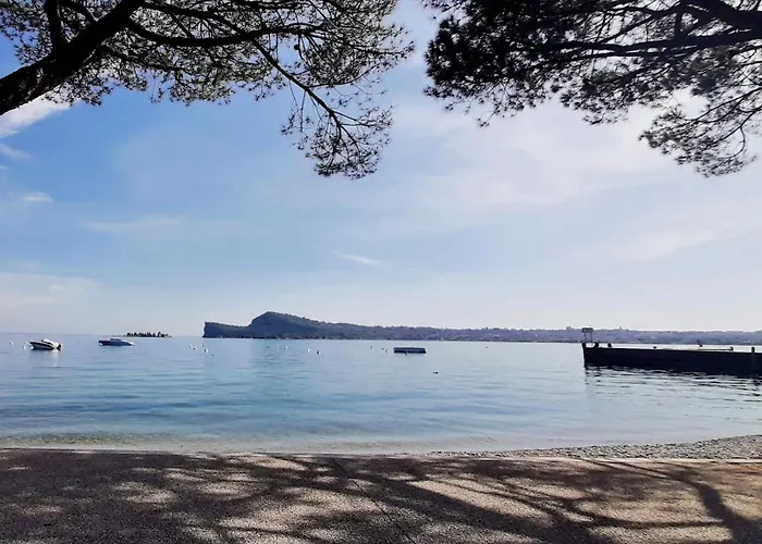 Borgo Dei Sogni Holiday home San Felice del Benaco